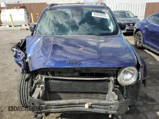 2018 Jeep Renegade Sport with VIN ZACCJBAB2JPH58620, listed as a Copart auction lot 52049295 with 148,022 mi miles and Salvage title. Bid and sale history available at DreamBid. Image 5.