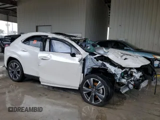 2024 Lexus UX 250h Premium z VIN JTHP6JBH0R2186659, wystawiony jako Copart lot #65626554 z przebiegiem 11 068 mil mil oraz Nie do naprawy • Non repairable. Historia ofert i sprzedaży dostępna na DreamBid. Obrazek 4.