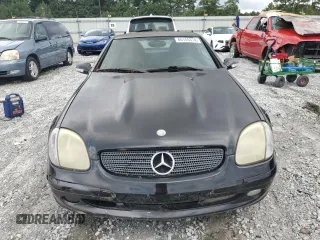 2001 Mercedes-Benz SLK 230 Kompressor z VIN WDBKK49F31F175681, wystawiony jako Copart lot #65155374 z przebiegiem Nie podano mil oraz Nie do naprawy • Non repairable. Historia ofert i sprzedaży dostępna na DreamBid. Obrazek 5.