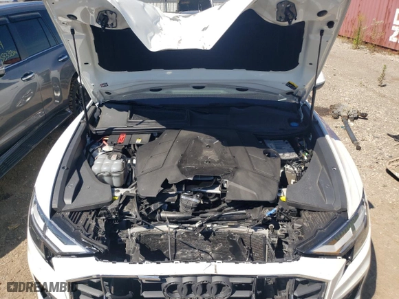 2022 Audi Q8 Premium Plus with VIN WA1BVBF19ND010719, listed as a Copart auction lot 69754564 with 43,928 mi miles and Salvage Title. Bid and sale history available at carsss.com. Image 12.