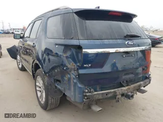 2017 Ford Explorer XLT with VIN 1FM5K7D86HGC21755, listed as a IAAI auction lot 41700958 with 95,703 mi miles. Bid and sale history available at carsss.com. Image 3.