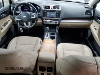 2015 Subaru Outback Limited with VIN 4S4BSALC2F3228633, listed as a Copart auction lot 44272265 with 139,187 mi miles and Salvage Title. Bid and sale history available at DreamBid. Image 8.