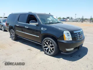 2008 Cadillac Escalade ESV z VIN 1GYFK66858R164415, wystawiony jako IAAI lot #42471328 z przebiegiem 186 824 mil mil oraz . Historia ofert i sprzedaży dostępna na DreamBid. Obrazek 1.