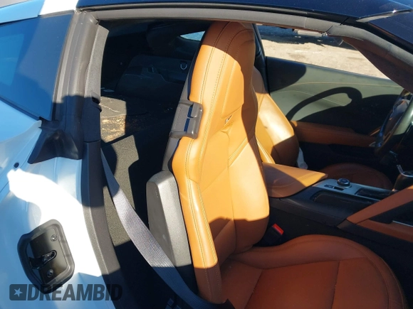 2018 Chevrolet Corvette 3LT with VIN 1G1YF2D77J5104700, listed as a IAAI auction lot 41225626 with 25,091 mi miles. Bid and sale history available at carsss.com. Image 8.