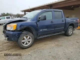 2011 Nissan Titan Pro-4X z VIN 1N6BA0EC0BN322228, wystawiony jako Copart lot #47617305 z przebiegiem 189 151 mil mil oraz Szkody całkowita. Historia ofert i sprzedaży dostępna na DreamBid. Obrazek 1.