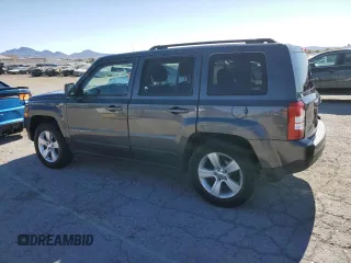 2015 Jeep Patriot Altitude z VIN 1C4NJRBB5FD143422, wystawiony jako Copart lot #56738425 z przebiegiem 148 475 mil mil oraz Szkoda całkowita • Salvage title. Historia ofert i sprzedaży dostępna na DreamBid. Obrazek 2.