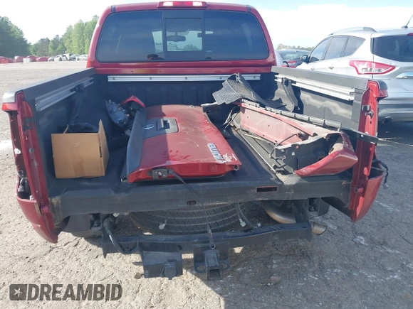 2021 Nissan Frontier SV z VIN 1N6ED0EA8MN714704, wystawiony jako IAAI lot #42065227 z przebiegiem 45 735 mil mil oraz . Historia ofert i sprzedaży dostępna na DreamBid. Obrazek 6.