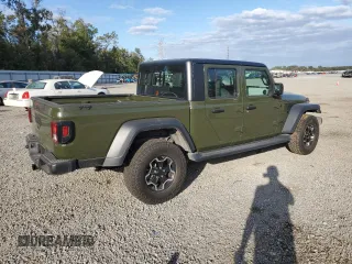 2024 Jeep Gladiator Sport z VIN 1C6HJTAG6RL102290, wystawiony jako Copart lot #81331014 z przebiegiem 9 930 mil mil oraz Szkoda całkowita • Salvage title. Historia ofert i sprzedaży dostępna na DreamBid. Obrazek 3.