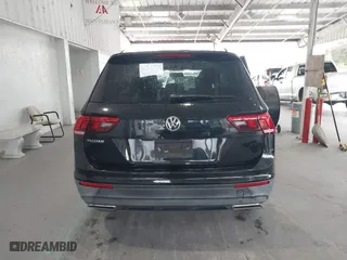 2019 Volkswagen Tiguan S with VIN 3VV1B7AX1KM073074, listed as a IAAI auction lot 41387775 with 57,045 mi miles. Bid and sale history available at carsss.com. Image 16.