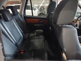 2008 Land Rover Range Rover Sport SC with VIN SALSH23458A121410, listed as a IAAI auction lot 42388011 with 101,101 mi miles and . Bid and sale history available at DreamBid. Image 8.