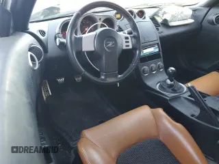 2005 Nissan 350Z Touring z VIN JN1AZ36A15M756659, wystawiony jako Copart lot #75458384 z przebiegiem 101 489 mil mil oraz Szkoda całkowita • Salvage title. Historia ofert i sprzedaży dostępna na DreamBid. Obrazek 8.