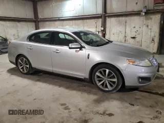 2009 Lincoln MKS z VIN 1LNHM93R89G613358, wystawiony jako Copart lot #60170065 z przebiegiem 171 803 mil mil oraz Czysty tytuł • Clean title. Historia ofert i sprzedaży dostępna na DreamBid. Obrazek 4.