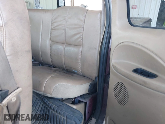 2000 Dodge 2500 with VIN 3B7KC2364YG142578, listed as a IAAI auction lot 42456567 with 326,789 mi miles and . Bid and sale history available at DreamBid. Image 8.