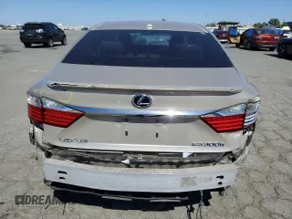 2013 Lexus ES 300h with VIN JTHBW1GG1D2011128, listed as a Copart auction lot 58246565 with 128,242 mi miles and Salvage title. Bid and sale history available at DreamBid. Image 6.