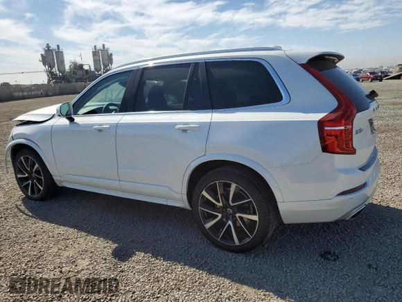 2020 Volvo XC90 Momentum with VIN YV4A221K1L1568151, listed as a Copart auction lot 74944304 with 41,233 mi miles and Salvage Title. Bid and sale history available at DreamBid. Image 2.