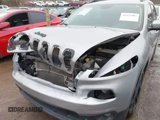 2018 Jeep Cherokee Latitude with VIN 1C4PJLCB3JD518768, listed as a IAAI auction lot 41421907 with 81,164 mi miles and . Bid and sale history available at DreamBid. Image 6.