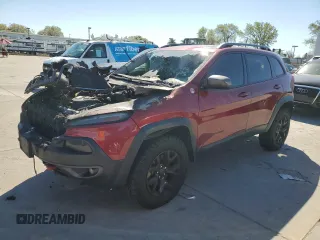 2016 Jeep Cherokee Trailhawk с VIN 1C4PJMBS0GW306317, выставлен на аукционе Copart как лот 50572995 с пробегом Не указан миль и На запчасти • Non repairable. История ставок и продаж доступна на DreamBid. Изображение 1.