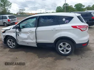 2016 Ford Escape SE z VIN 1FMCU9GX3GUB85250, wystawiony jako IAAI lot #42322056 z przebiegiem 187 833 mil mil oraz . Historia ofert i sprzedaży dostępna na DreamBid. Obrazek 14.