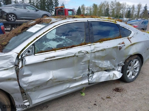 2018 Chevrolet Impala LT with VIN 2G1105S39J9170902, listed as a IAAI auction lot 42024976 with 1 mi miles. Bid and sale history available at carsss.com. Image 6.