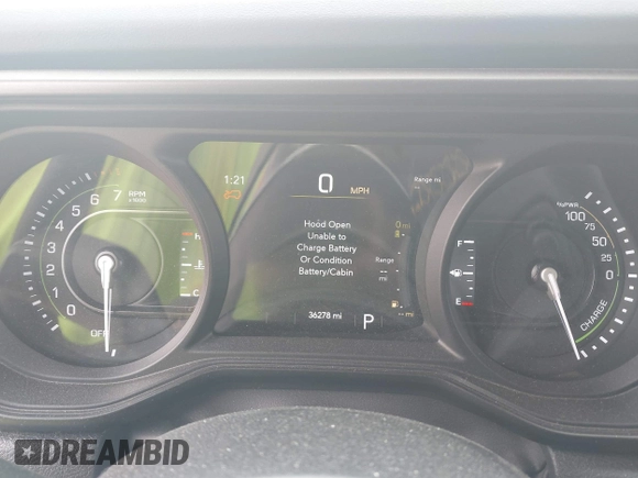 2024 Jeep Wrangler Sahara z VIN 1C4RJXP64RW233090, wystawiony jako IAAI lot #42772286 z przebiegiem 36 278 mil mil oraz . Historia ofert i sprzedaży dostępna na DreamBid. Obrazek 7.
