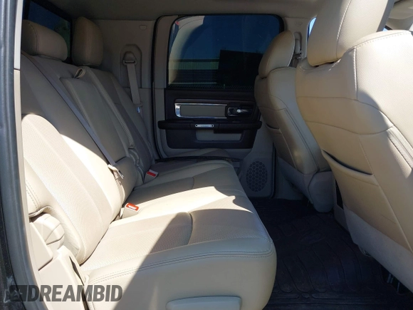 2018 Ram 2500 Laramie with VIN 3C6UR5NL5JG315081, listed as a IAAI auction lot 41858055 with 181,169 mi miles. Bid and sale history available at carsss.com. Image 8.