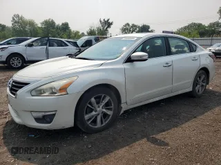 2015 Nissan Altima SL with VIN 1N4AL3AP5FC236486, listed as a Copart auction lot 59880305 with 81,959 mi miles and Salvage title. Bid and sale history available at DreamBid. Image 1.