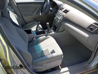 2007 Toyota Camry CE with VIN 4T1BE46K57U643632, listed as a IAAI auction lot 41851036 with 300,010 mi miles. Bid and sale history available at carsss.com. Image 5.
