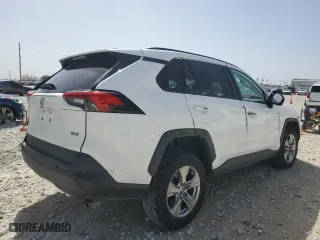 2022 Toyota RAV4 XLE with VIN 2T3W1RFV2NW205353, listed as a Copart auction lot 47679865 with 56,526 mi miles and Salvage Title. Bid and sale history available at carsss.com. Image 3.