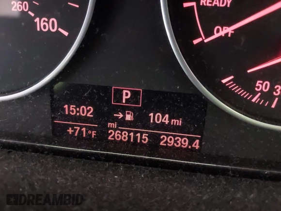 2018 BMW 3 Series 320i with VIN WBA8A9C57JAH13937, listed as a IAAI auction lot 41979917 with 268,115 mi miles. Bid and sale history available at carsss.com. Image 15.
