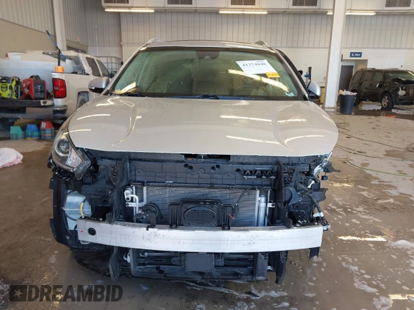 2019 Kia Niro Touring with VIN KNDCE3LC8K5304429, listed as a IAAI auction lot 41374848 with 1 mi miles. Bid and sale history available at carsss.com. Image 12.