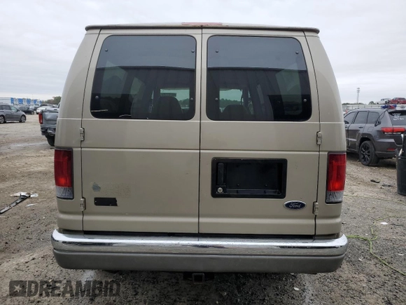 2007 Ford Econoline Passenger XL z VIN 1FMNE11W37DA78514, wystawiony jako Copart lot #88701135 z przebiegiem 192 339 mil mil oraz Szkoda całkowita • Salvage title. Historia ofert i sprzedaży dostępna na DreamBid. Obrazek 6.