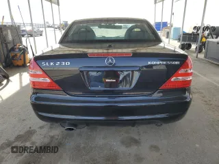 2001 Mercedes-Benz SLK 230 Kompressor с VIN WDBKK49F81F171836, выставлен на аукционе Copart как лот 45550685 с пробегом 114 382 миль миль и Списание • Salvage title. История ставок и продаж доступна на DreamBid. Изображение 10.