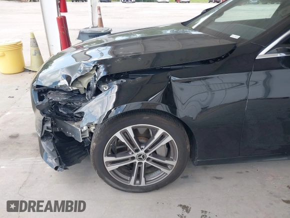 2021 Mercedes-Benz E 350 z VIN W1KZF8EB8MA873550, wystawiony jako IAAI lot #42299371 z przebiegiem 62 734 mil mil oraz . Historia ofert i sprzedaży dostępna na DreamBid. Obrazek 6.