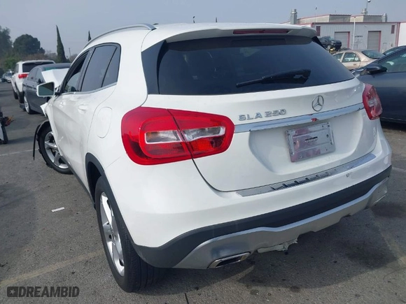 2019 Mercedes-Benz GLA with VIN WDCTG4EB0KJ552289, listed as a IAAI auction lot 41229473 with 89,897 mi miles. Bid and sale history available at carsss.com. Image 3.