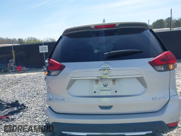 2020 Nissan Rogue S with VIN 5N1AT2MV3LC725930, listed as a IAAI auction lot 41833341 with 89,535 mi miles and . Bid and sale history available at DreamBid. Image 17.