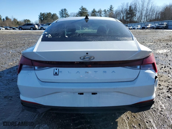 2022 Hyundai Elantra SE with VIN 5NPLL4AG1NH055705, listed as a Copart auction lot 42786315 with 39,498 mi miles and Salvage Title. Bid and sale history available at carsss.com. Image 6.