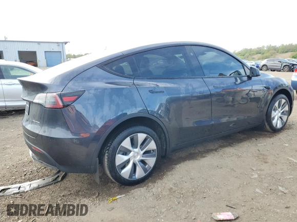 2024 Tesla Model Y Long Range with VIN 7SAYGDEE3RA256304, listed as a Copart auction lot 56160535 with 20,224 mi miles and Salvage title. Bid and sale history available at DreamBid. Image 3.