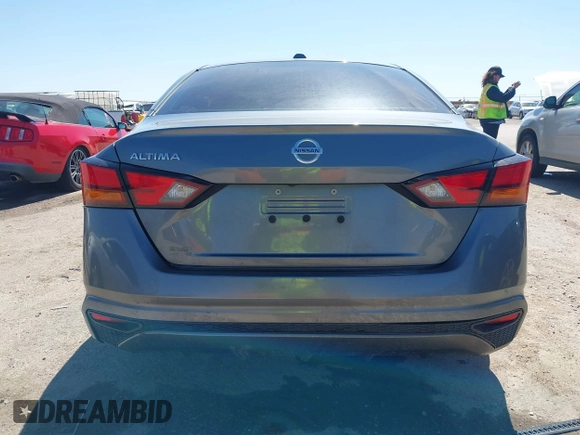 2019 Nissan Altima S with VIN 1N4BL4BV3KC165659, listed as a IAAI auction lot 41757385 with 143,383 mi miles and . Bid and sale history available at DreamBid. Image 17.