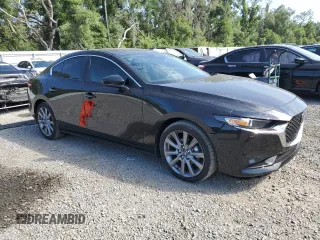 2024 Mazda 3 S Preferred z VIN 3MZBPACMXRM437018, wystawiony jako Copart lot #55294135 z przebiegiem 3 028 mil mil oraz Szkoda całkowita • Salvage title. Historia ofert i sprzedaży dostępna na DreamBid. Obrazek 4.