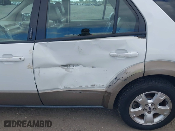 2005 Ford Freestyle SEL z VIN 1FMZK05135GA20093, wystawiony jako IAAI lot #40887207 z przebiegiem 105 144 mil mil oraz . Historia ofert i sprzedaży dostępna na DreamBid. Obrazek 6.