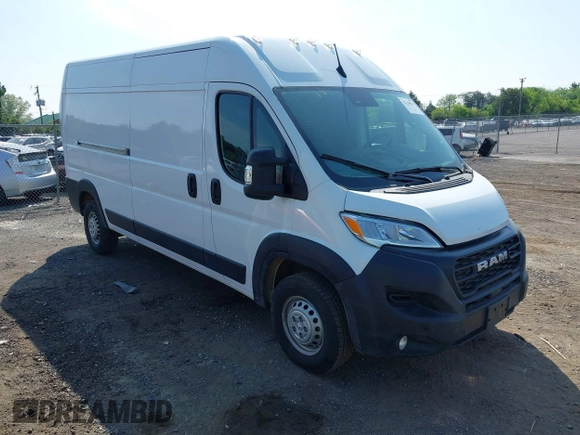 2025 Ram ProMaster Cargo Tradesman with VIN 3C6LRVDG6SE504125, listed as a IAAI auction lot 42158811 with 20,721 mi miles and . Bid and sale history available at DreamBid. Image 1.