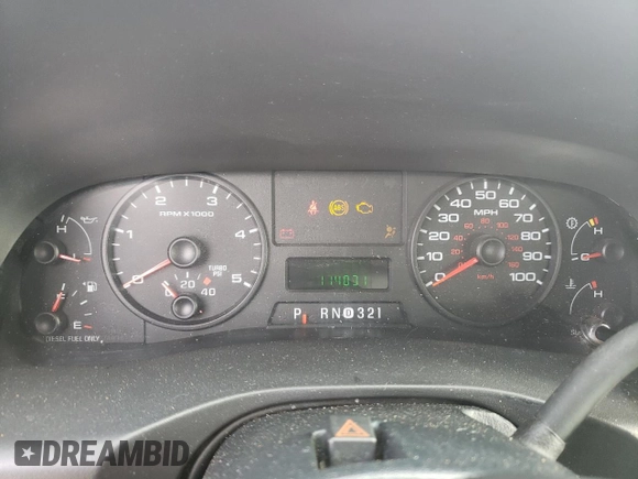 2005 Ford F-450 with VIN 1FDXW47P15EA28273, listed as a Copart auction lot 46141824 with 114,831 mi miles and Salvage title. Bid and sale history available at DreamBid. Image 9.