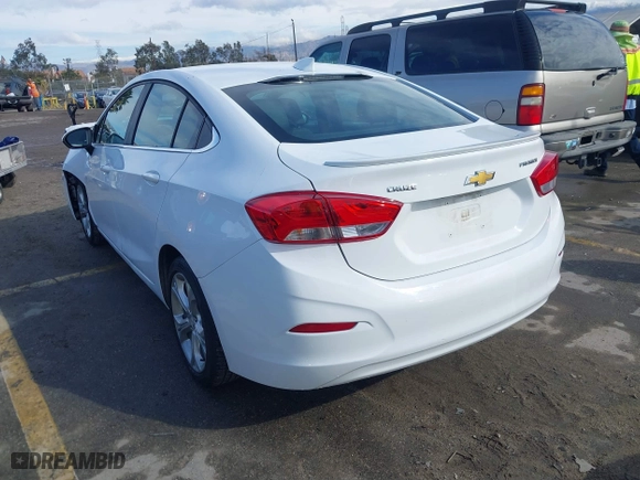 2019 Chevrolet Cruze Premier with VIN 1G1BF5SM6K7114379, listed as a IAAI auction lot 41425240 with 37,965 mi miles. Bid and sale history available at carsss.com. Image 3.