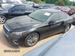 2018 Infiniti Q50 3.0t Luxe with VIN JN1EV7AR1JM611505, listed as a IAAI auction lot 42158718 with 111,495 mi miles. Bid and sale history available at carsss.com. Image 17.