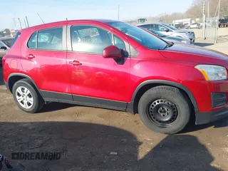 2015 Chevrolet Trax LS with VIN KL7CJKSB5FB061777, listed as a IAAI auction lot 41764889 with 179,410 mi miles. Bid and sale history available at carsss.com. Image 13.