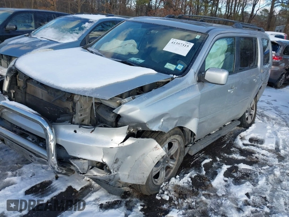2015 Honda Pilot SE with VIN 5FNYF4H33FB064910, listed as a IAAI auction lot 41357315 with 115,879 mi miles and . Bid and sale history available at DreamBid. Image 6.