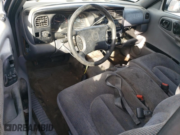 1997 Dodge Dakota z VIN 1B7GL23X0VS124517, wystawiony jako Copart lot #82896894 z przebiegiem 227 782 mil mil oraz Szkoda całkowita • Salvage title. Historia ofert i sprzedaży dostępna na DreamBid. Obrazek 8.