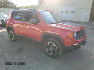 2015 Jeep Renegade Trailhawk with VIN ZACCJBCT2FPB39142, listed as a Copart auction lot 69213184 with 119,044 mi miles and Salvage Title. Bid and sale history available at DreamBid. Image 4.