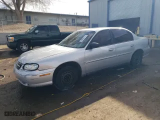 2001 Chevrolet Malibu with VIN 1G1ND52J316168655, listed as a Copart auction lot 86269174 with 231,967 mi miles and Salvage Title. Bid and sale history available at carsss.com. Image 1.