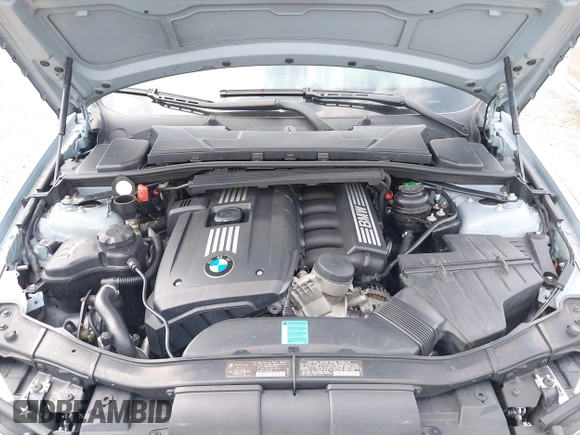 2008 BMW 3 Series 328i with VIN WBAVC53518F008938, listed as a IAAI auction lot 42150683 with 129,989 mi miles. Bid and sale history available at carsss.com. Image 10.